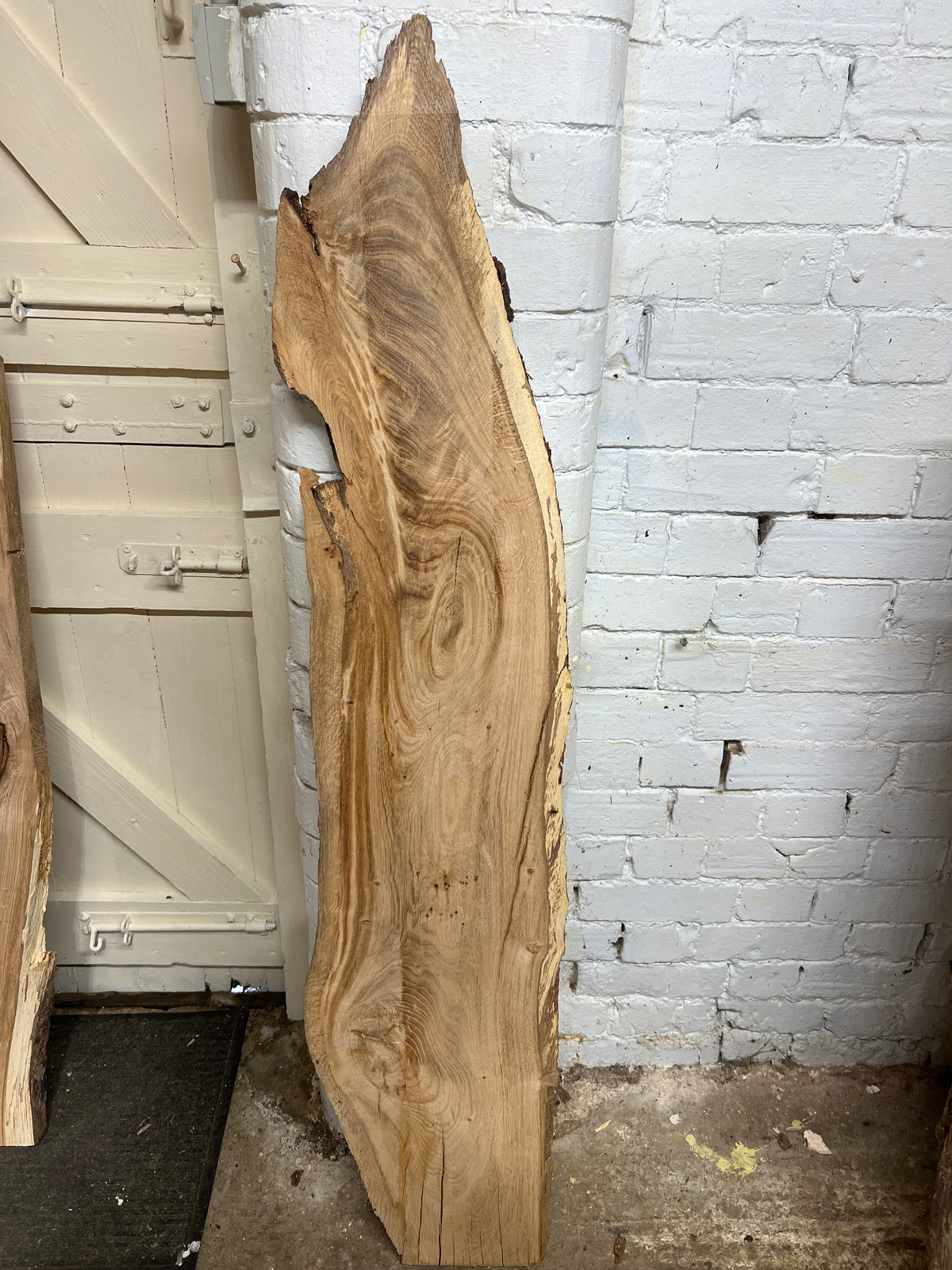 Oak No 210 - 1460x200-330x30mm Planed
