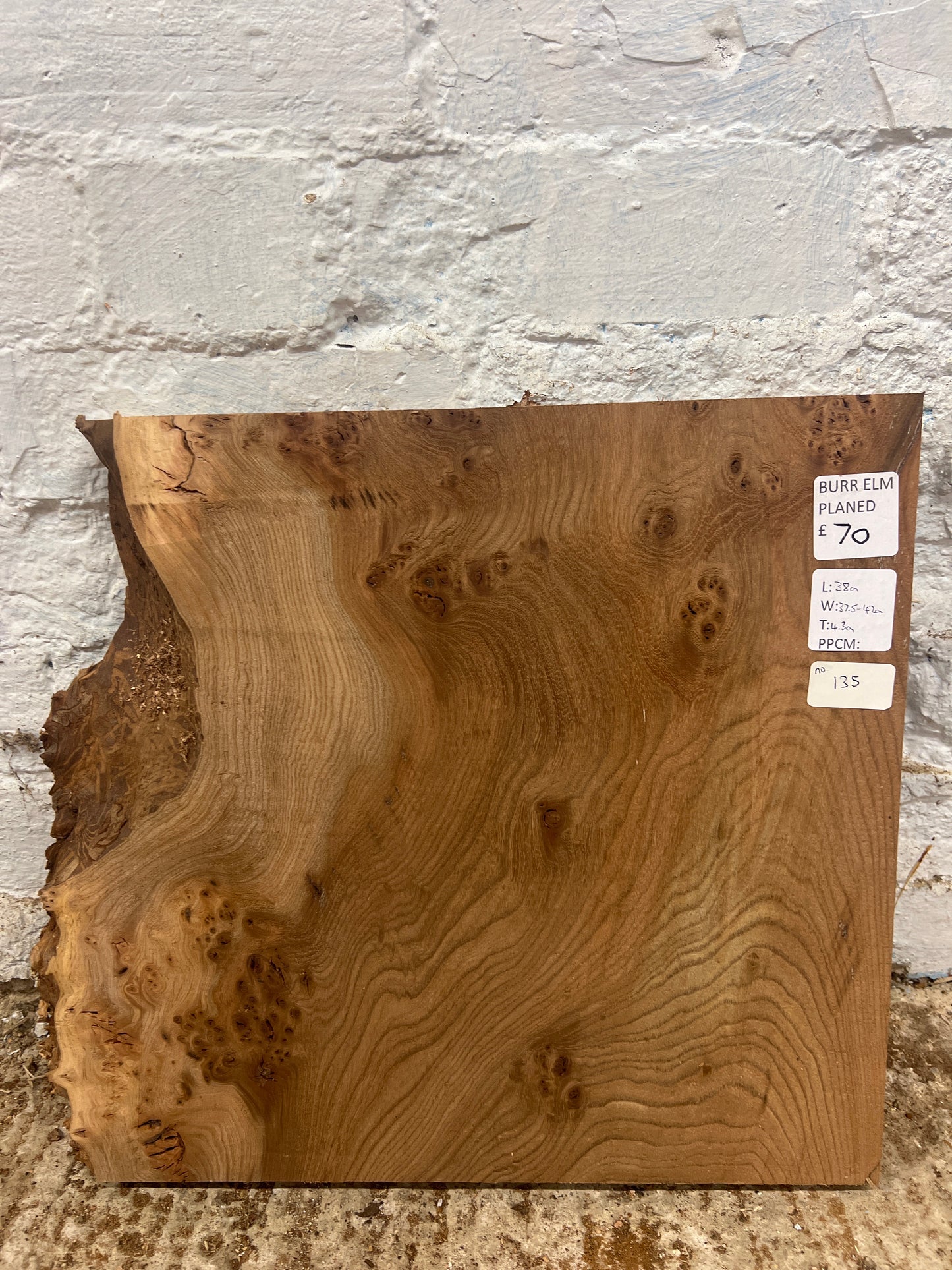 Burr Elm No 135 - 380x375-420x43mm Planed