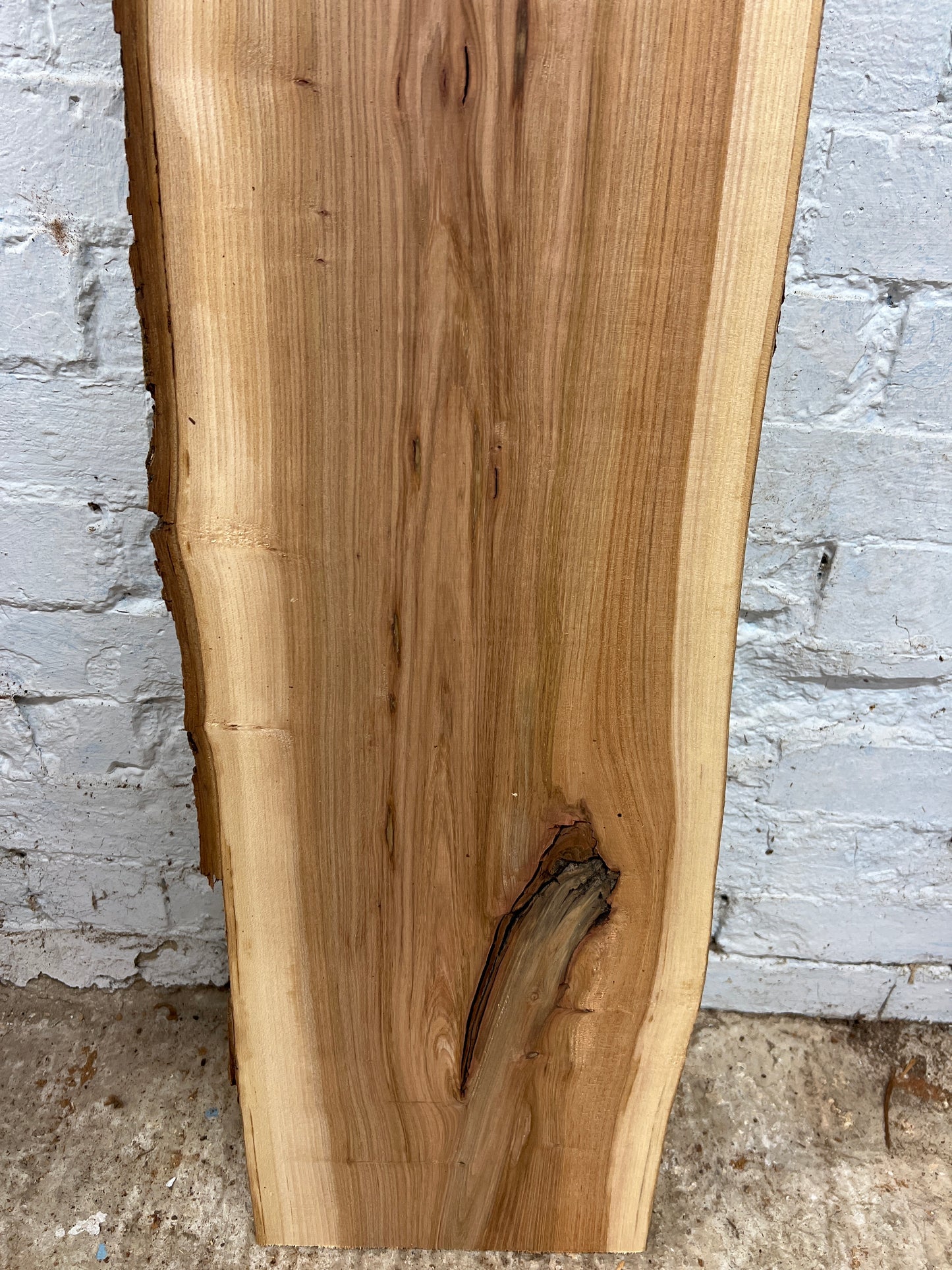 Elm No 170 - 1508x250-290x28mm Planed