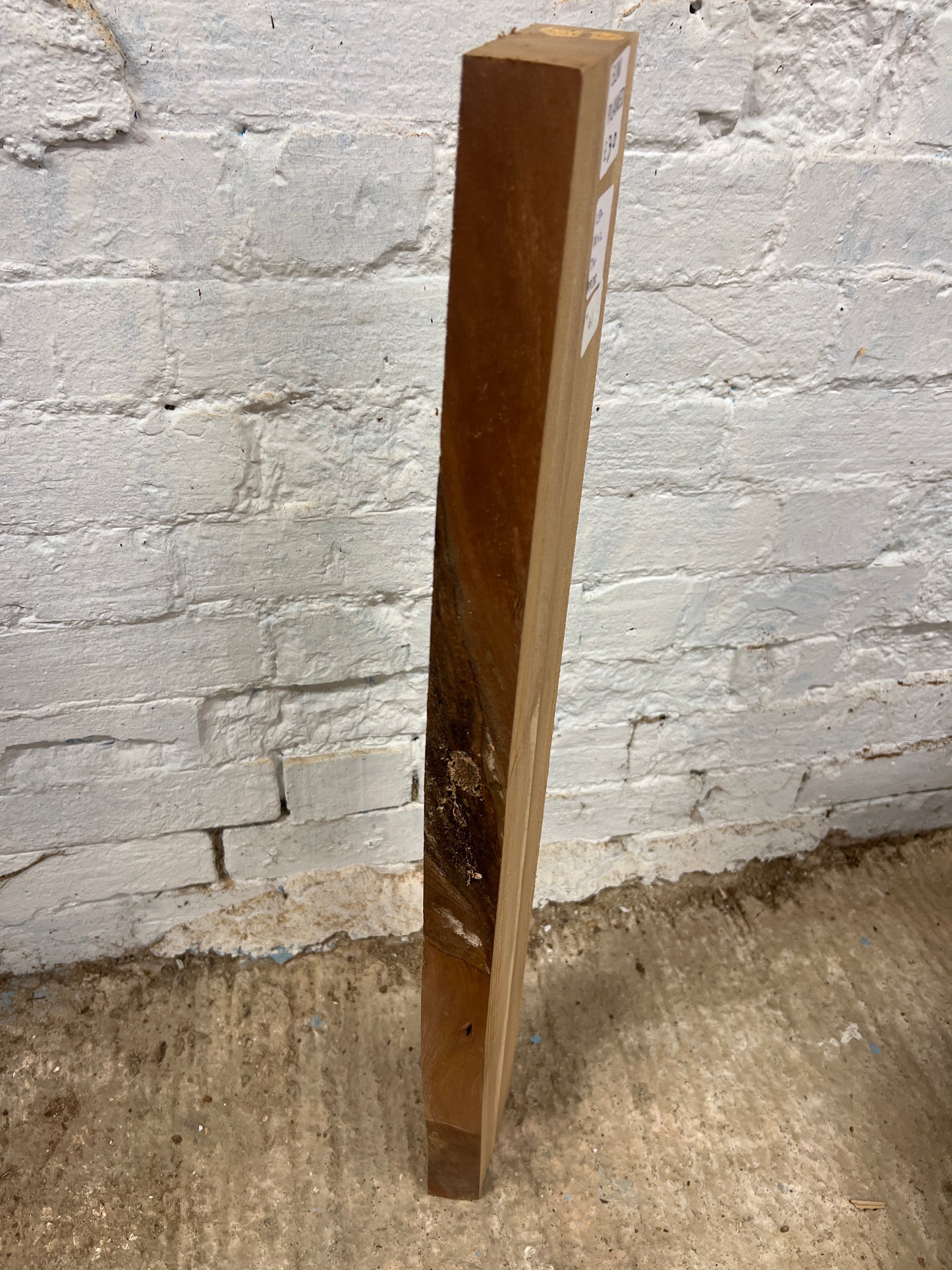 Elm No 41 - 800x100-130x40mm  Planed