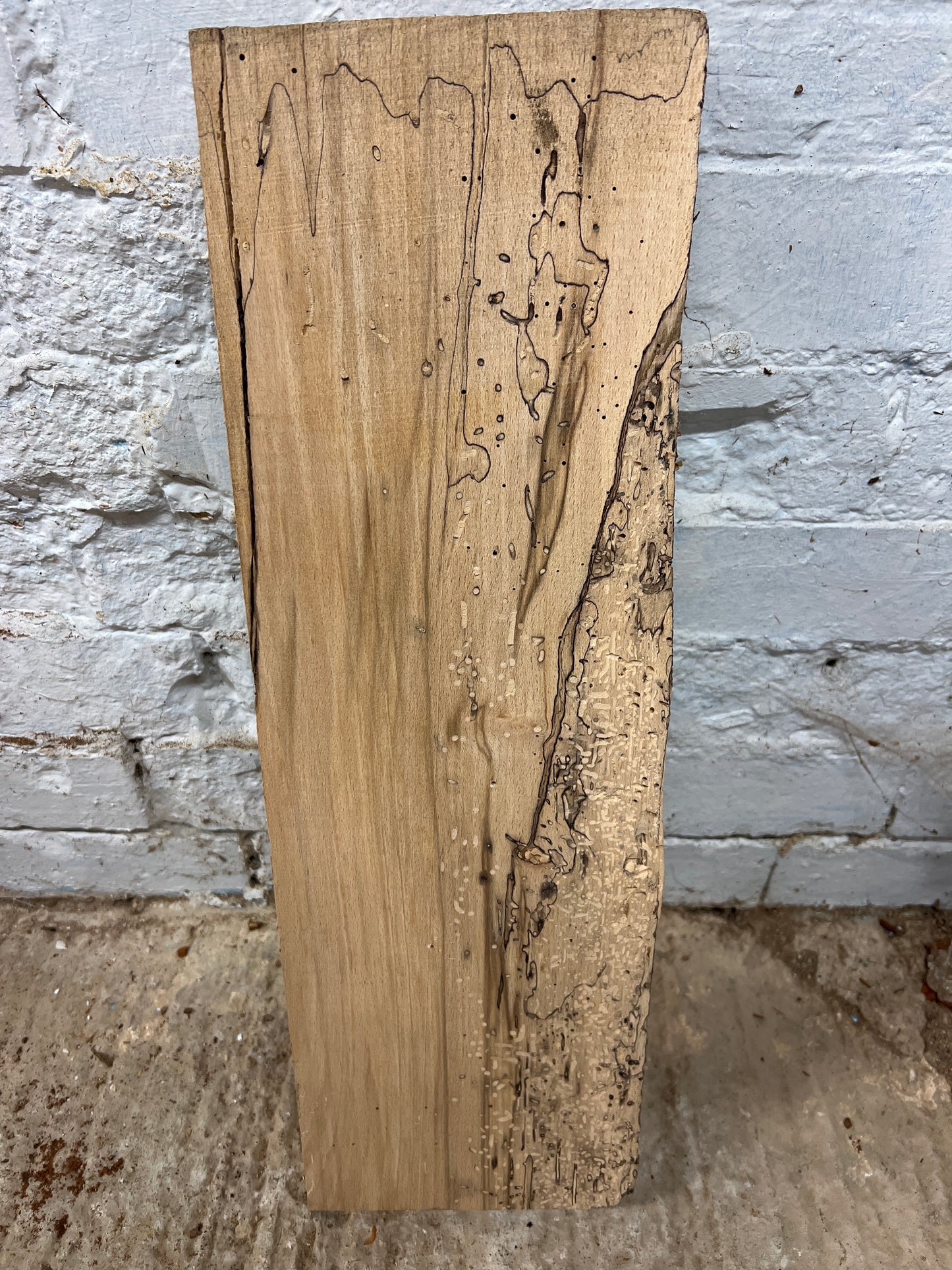Spalted beech No 17 - 550x170-175x40mm Planed