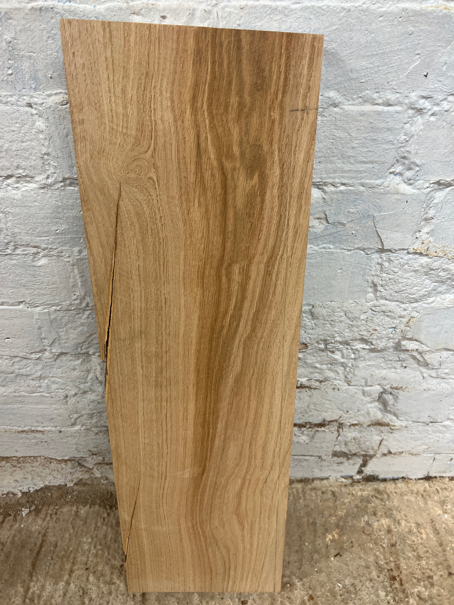 Oak No 44 - 710x200-220x37mm Planed