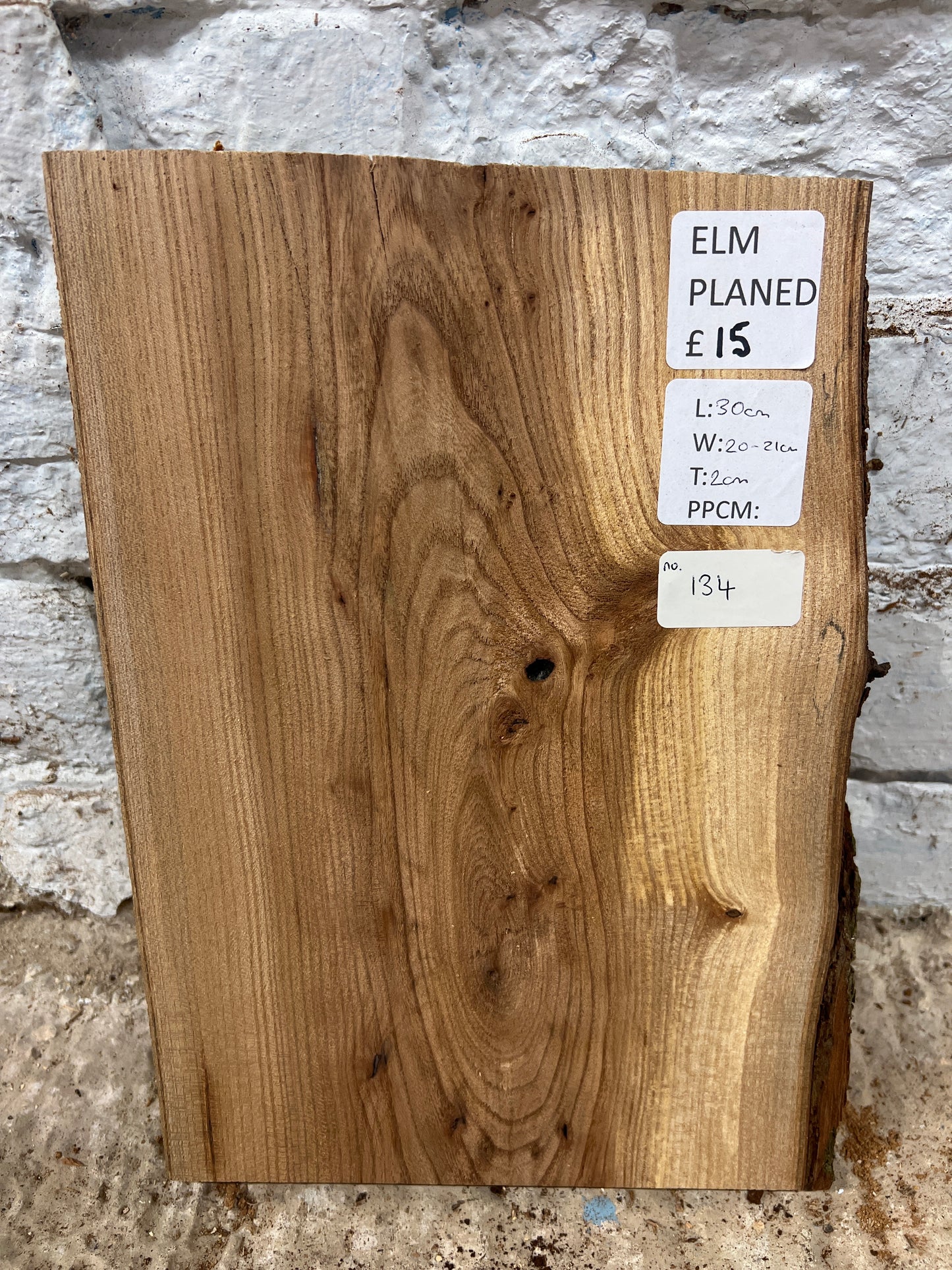 Elm No 134 - 300x200-210x20mm Planed