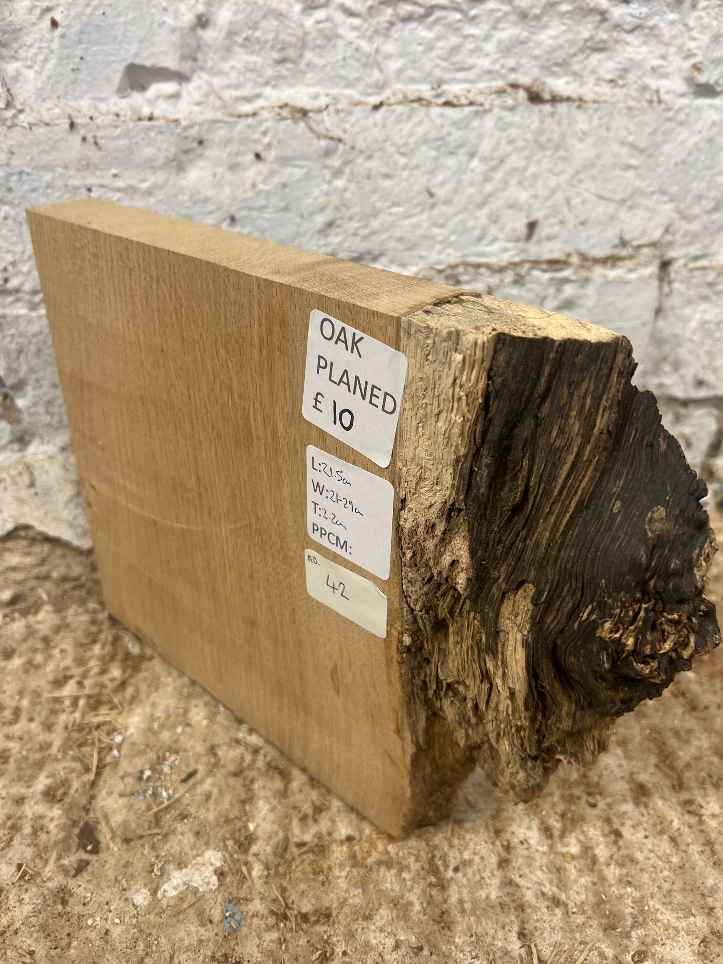 Oak No 42 - 215x210-290x32mm Planed