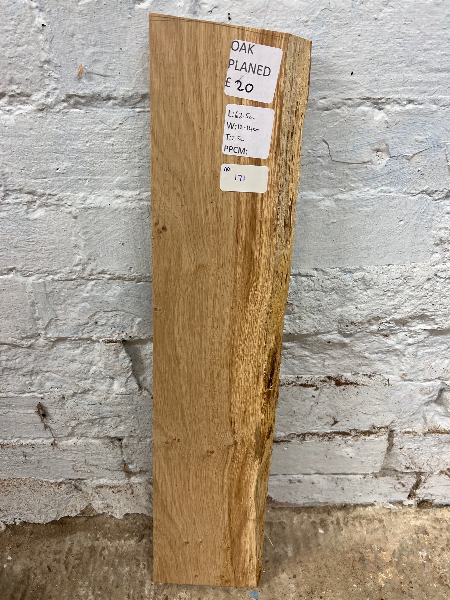 Oak No 171 - 625x120-140x25mm Planed