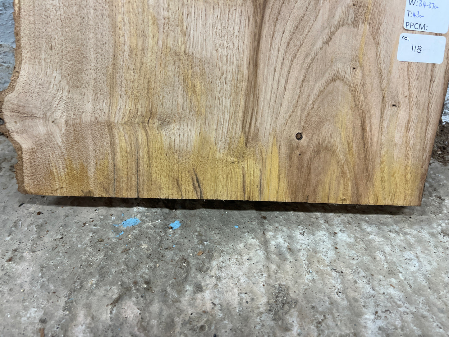 Chestnut No 118 - 220x340-370x43mm Planed