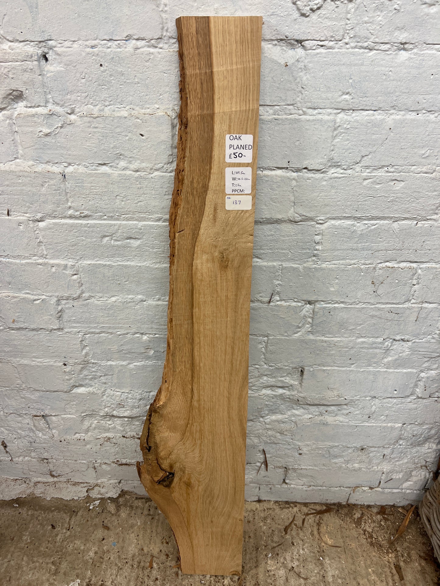 Oak No 137 - 1095x105-220x25mm Planed