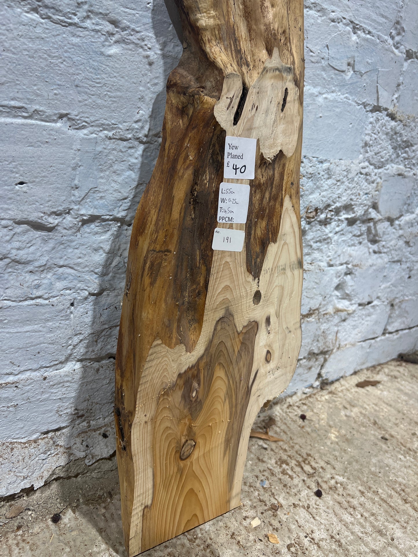 Yew No 191 - 550x130-250x45mm Planed