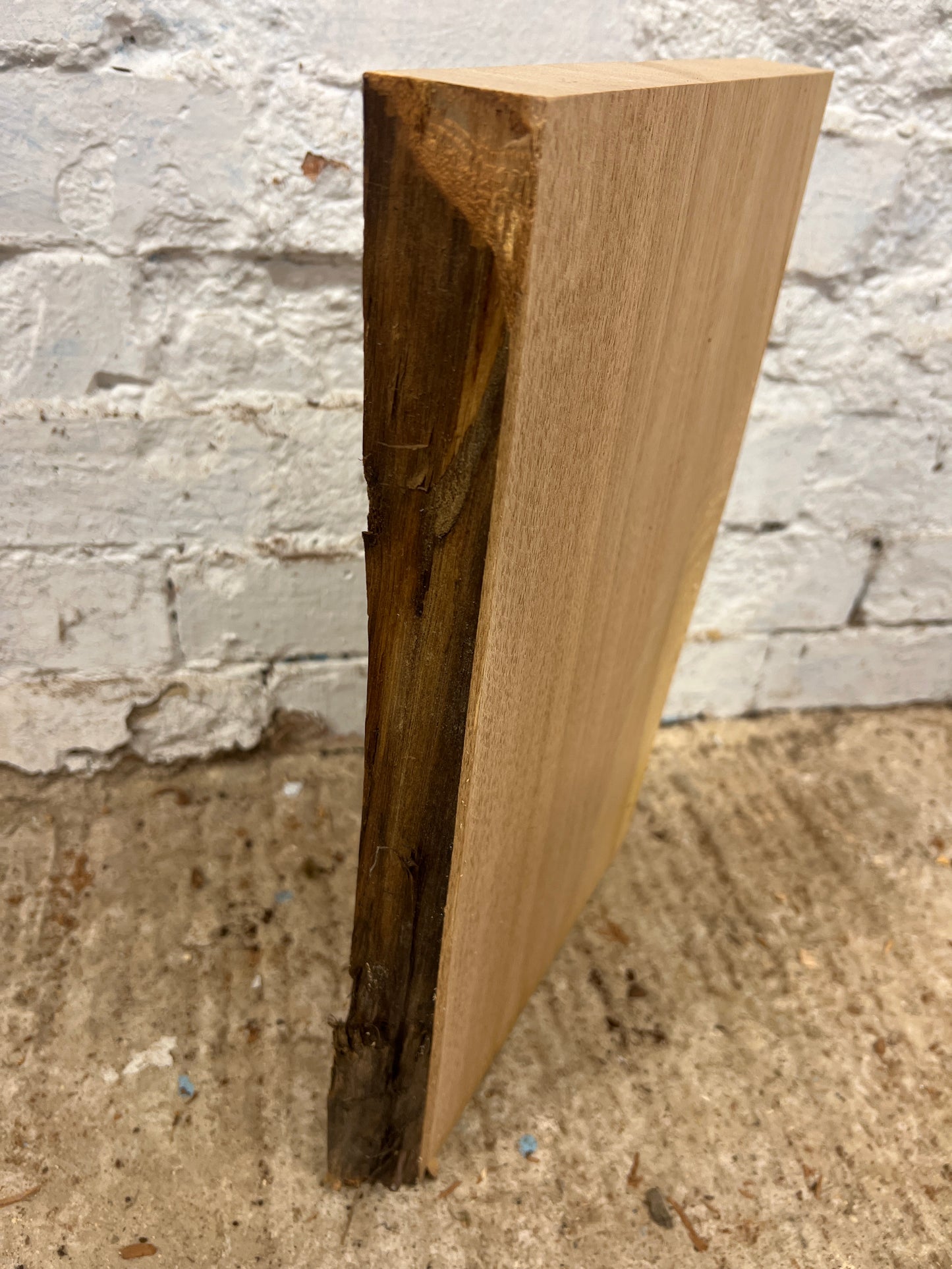 Chestnut No 3 - 430x260-400x35mm Planed