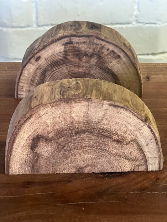 Elm half round - 160x90x40mm Sanded and Oiled