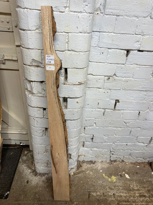 Ash No 26 - 1165x40-110x40mm Planed