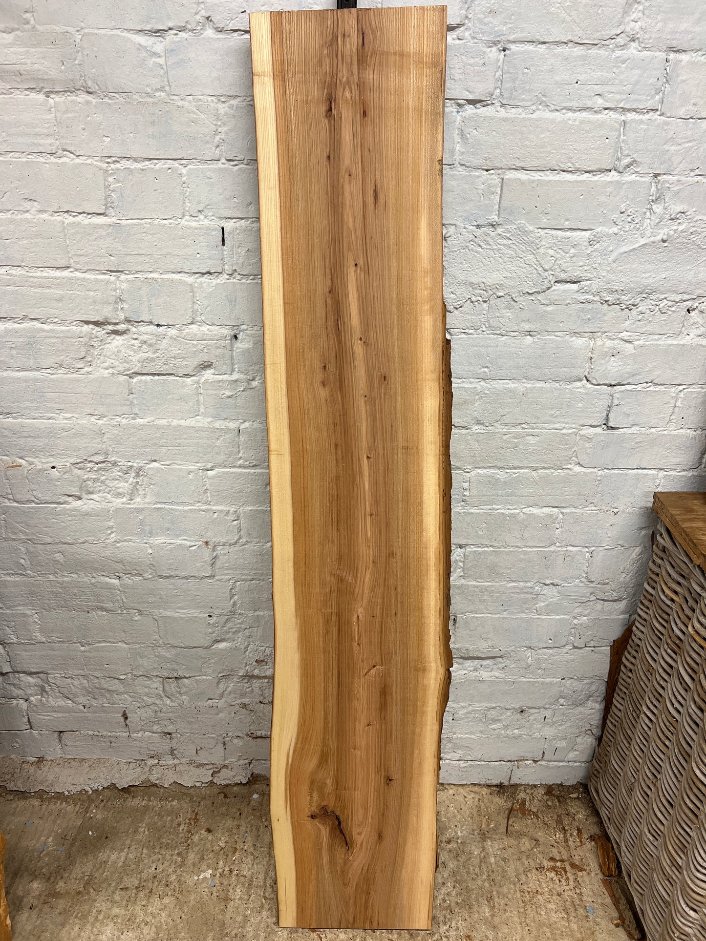 Elm No 170 - 1508x250-290x28mm Planed