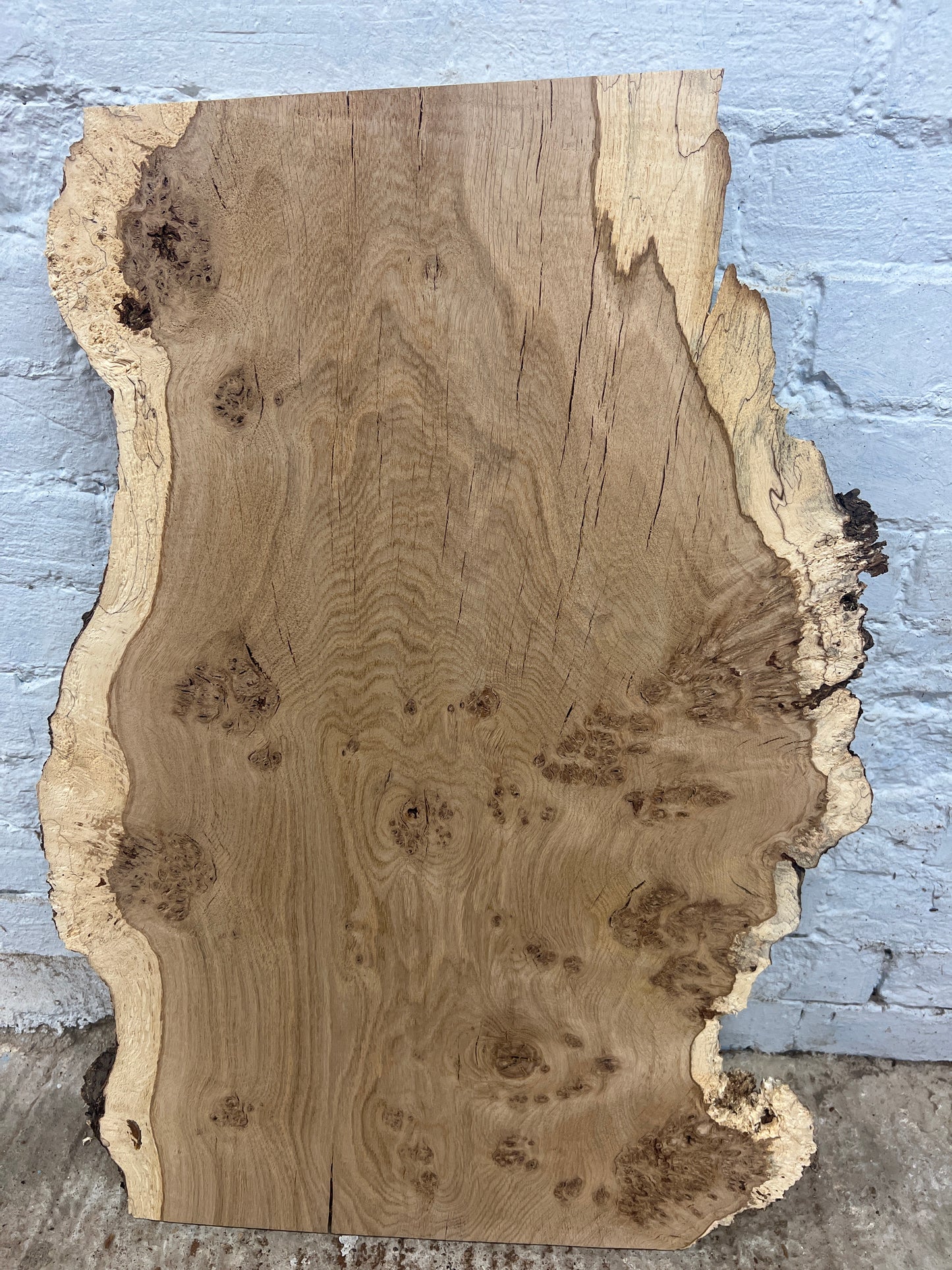 Aged Pippy Oak No 19 - 830x350-560x33mm Planed