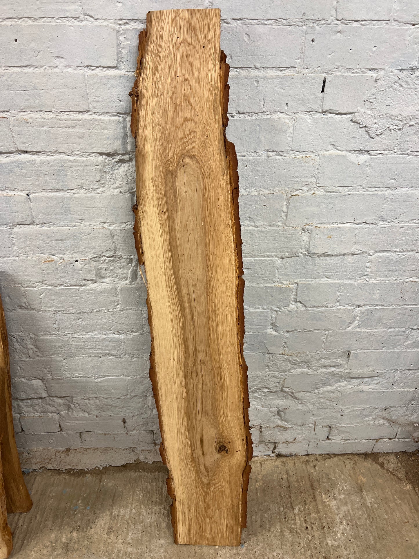 Oak No 129 - 1345x130-230x30mm Planed