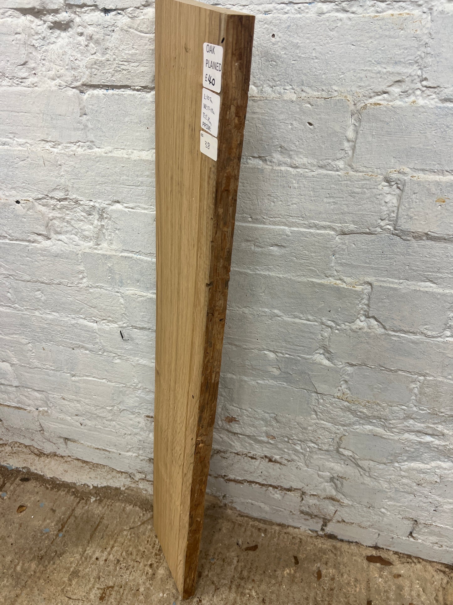 Oak No 38 - 1070x170-180x28mm Planed