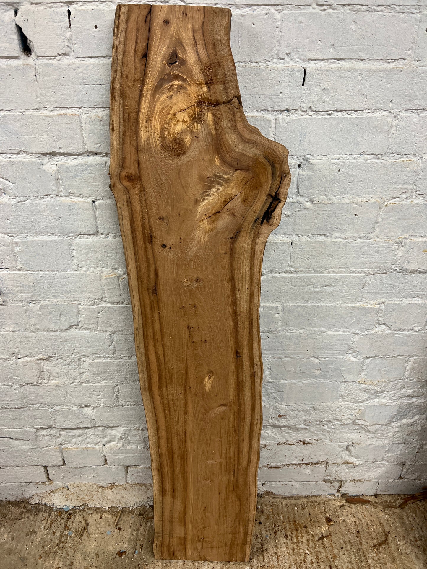 Elm No 20 - 1300x180-320x30mm Planed