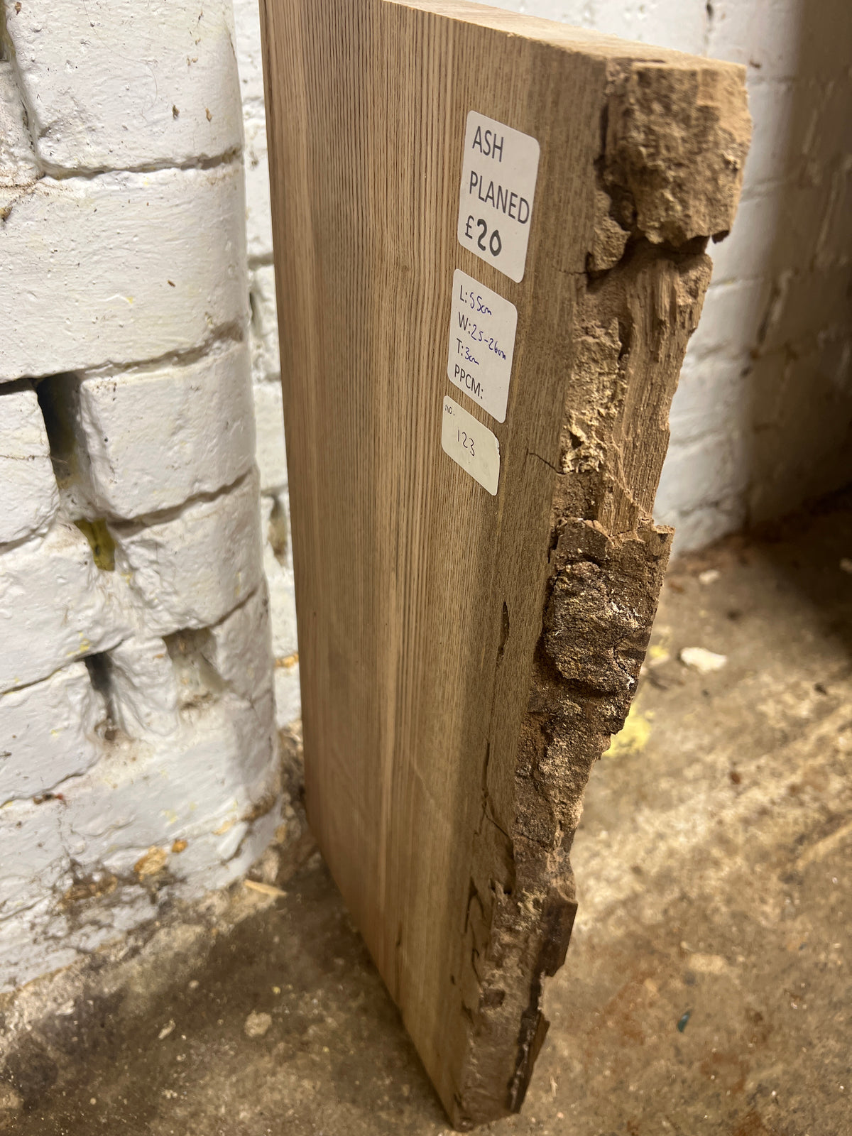 Ash No 123 - 550x250-260x30mm Planed