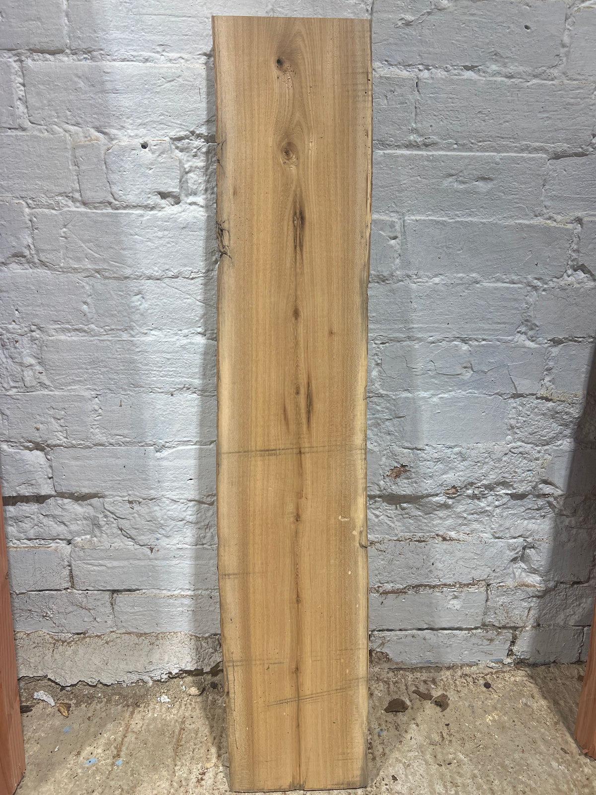 Elm No 10 - 950x180-190x27mm Planed
