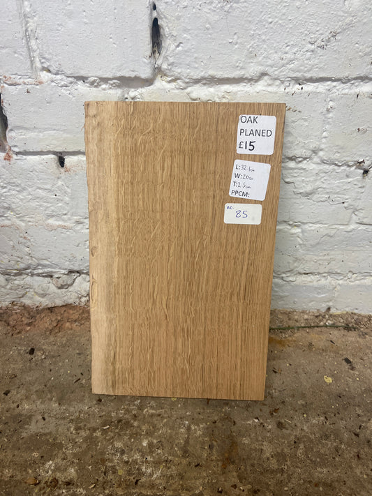 Oak No 85 - 321x200x25mm Planed