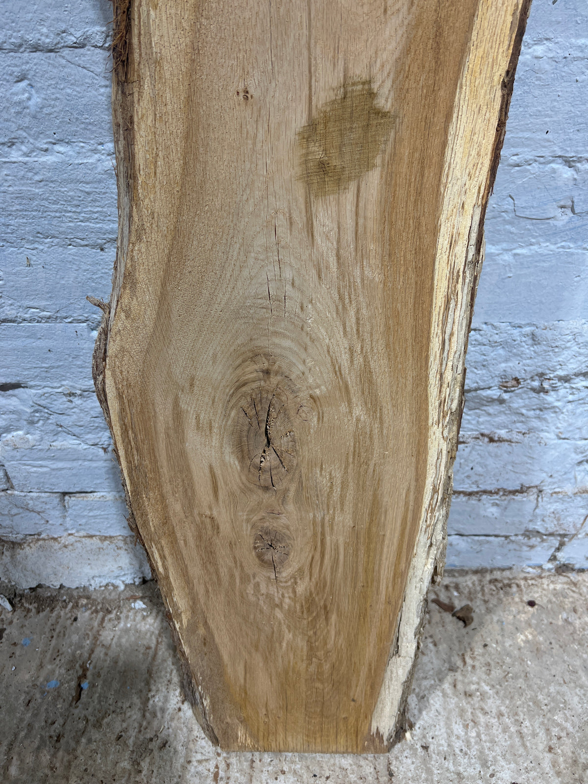 Oak No 238 - 1330x190-280x28mm Planed
