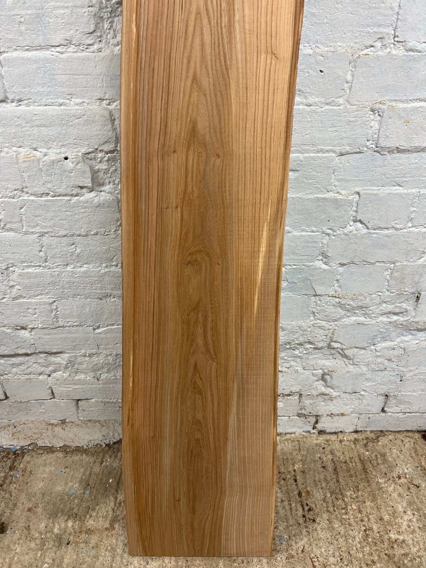 Elm No 55 - 1625x190-330x30mm Planed