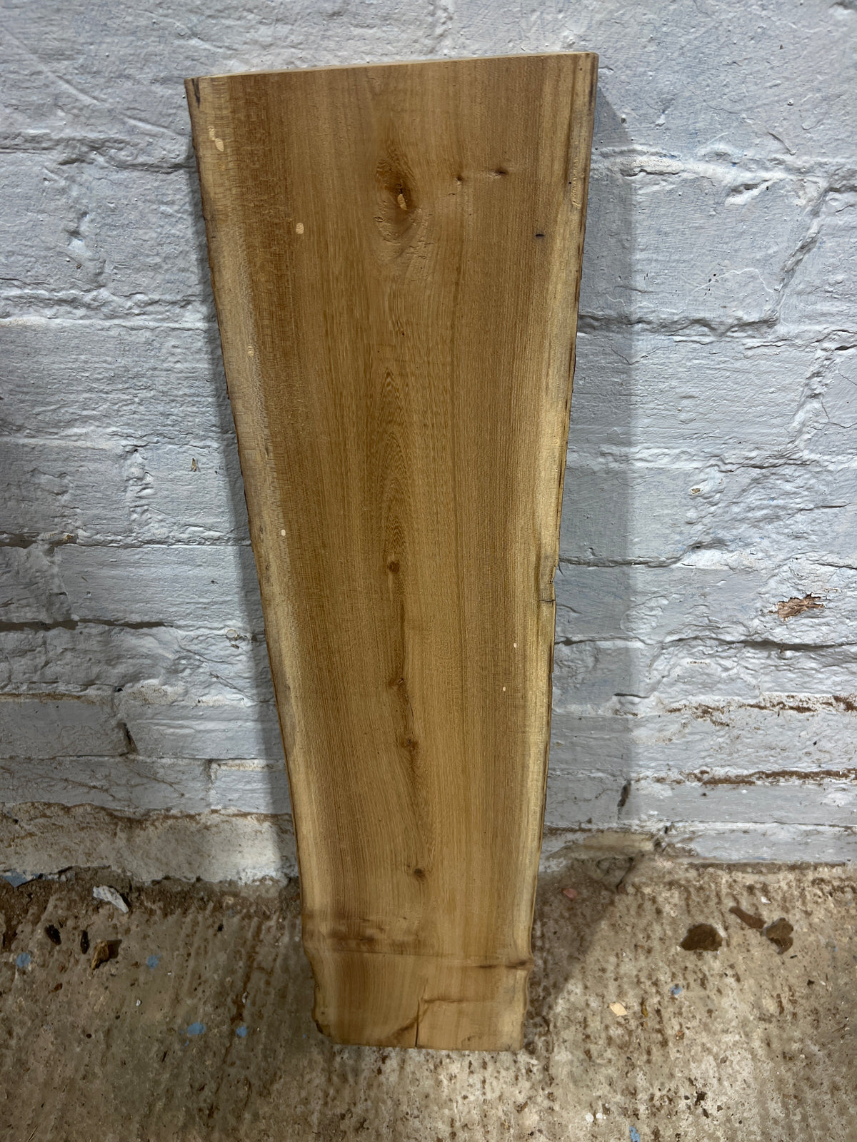 Elm No 229 - 690x160-170x27mm Planed