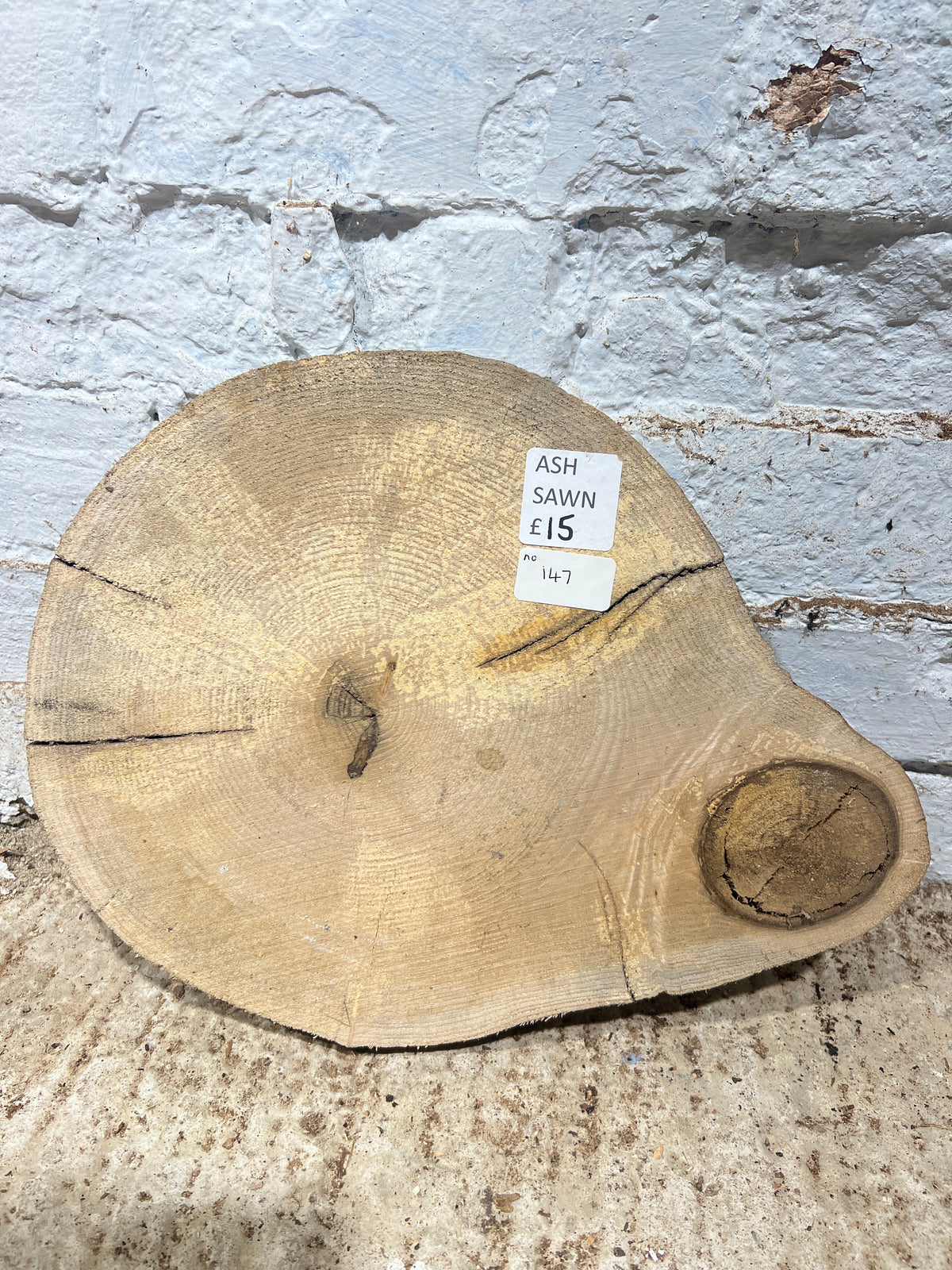 Ash No 147 - 280x370x33mm Sawn