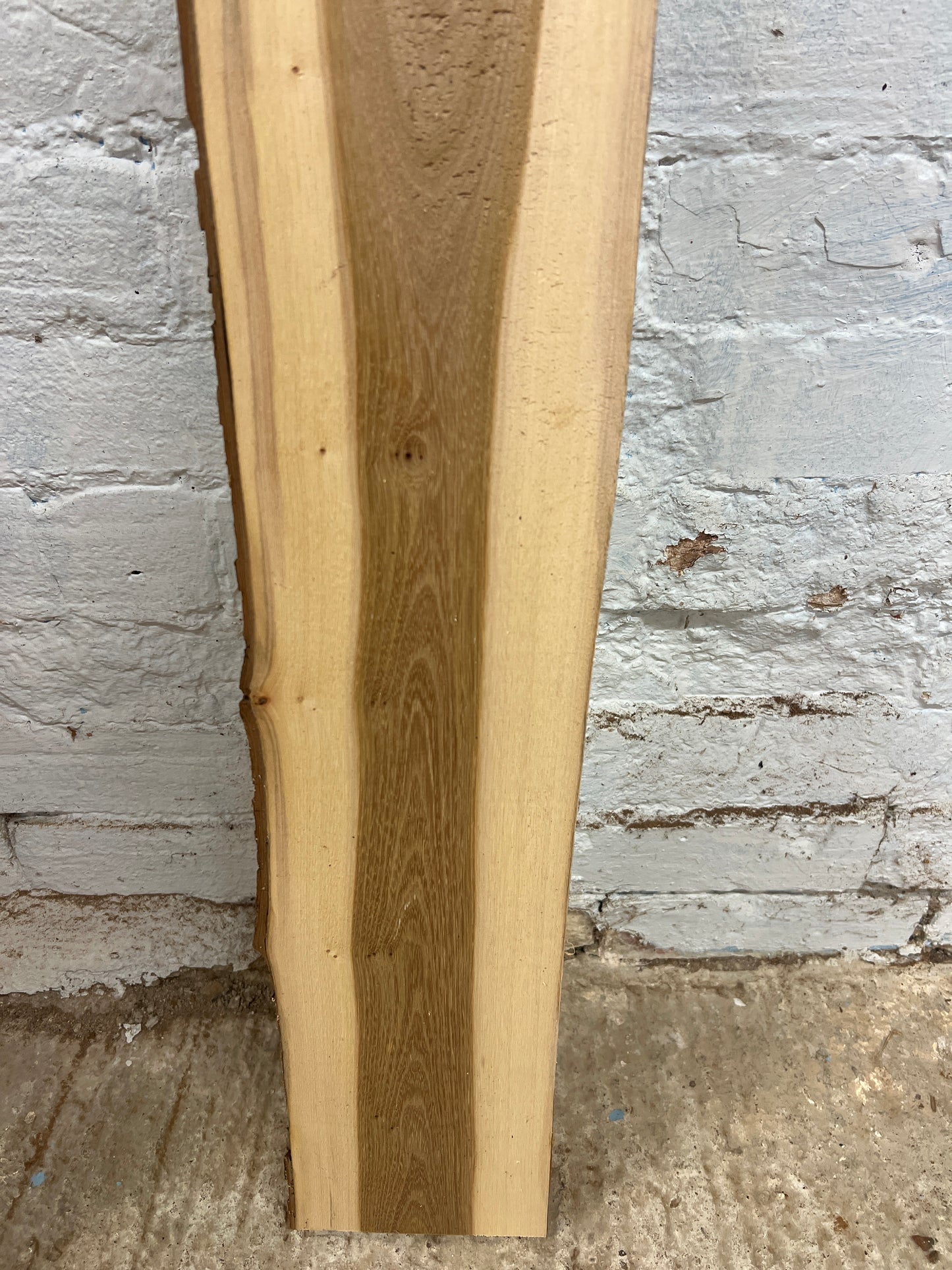 Elm No 41 - 1150x140-150x27mm Planed
