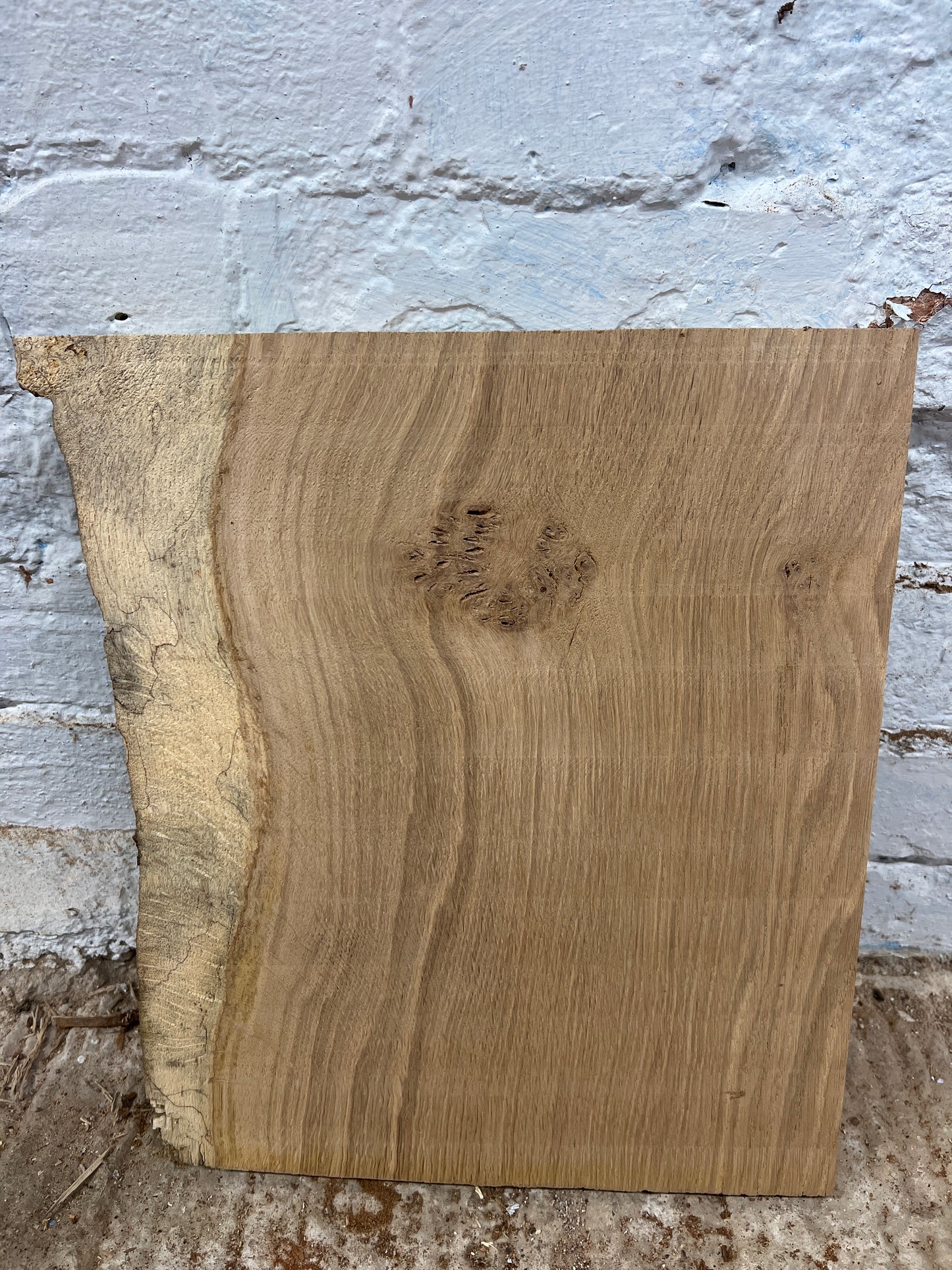 Aged Pippy Oak No 18 - 365x300-310x33mm Planed
