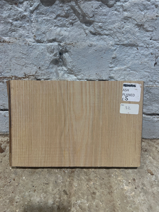 Ash No 32 - 180x300x34mm Planed
