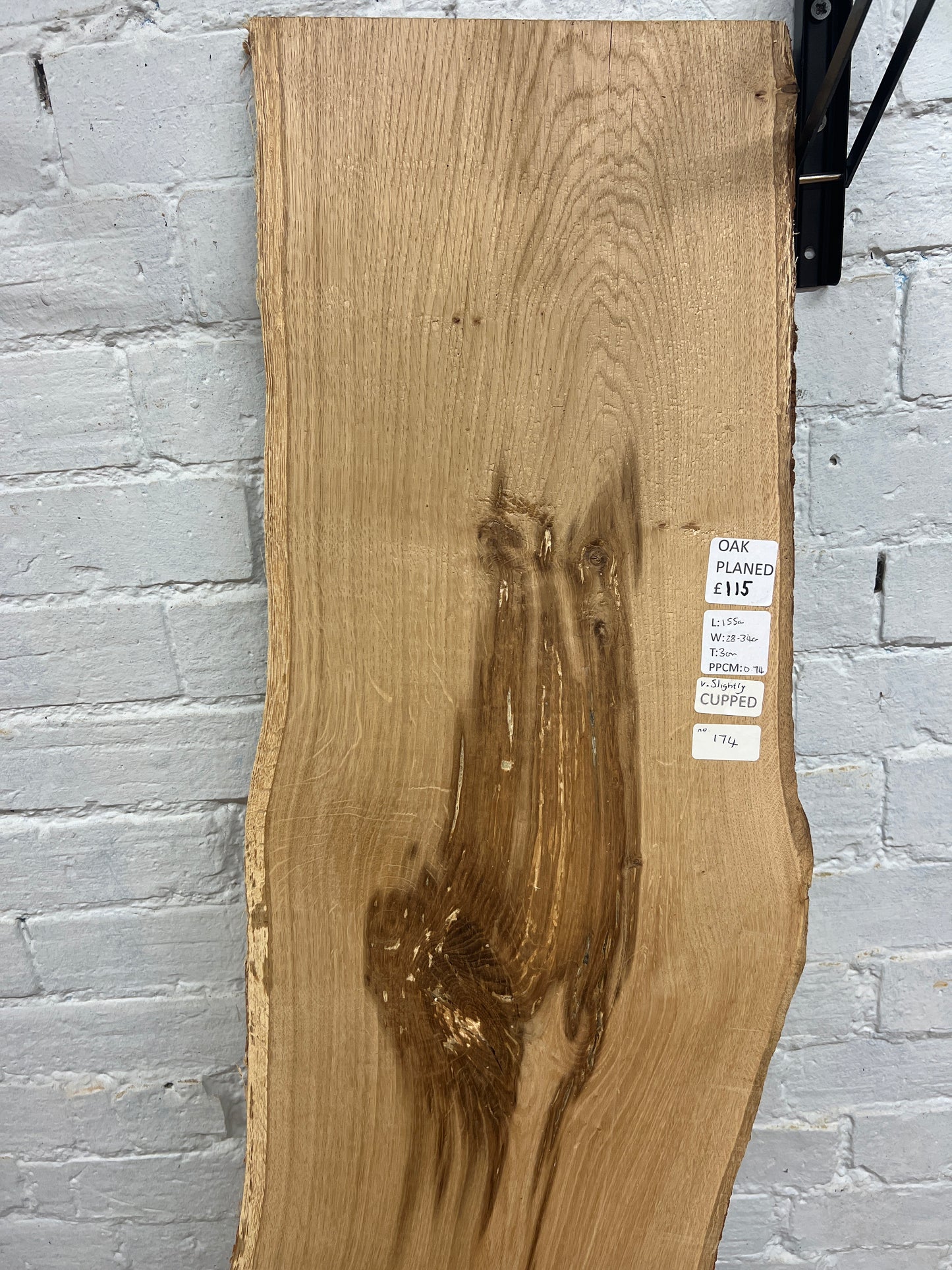 Oak No 174 - 1550x280-340x30mm Planed