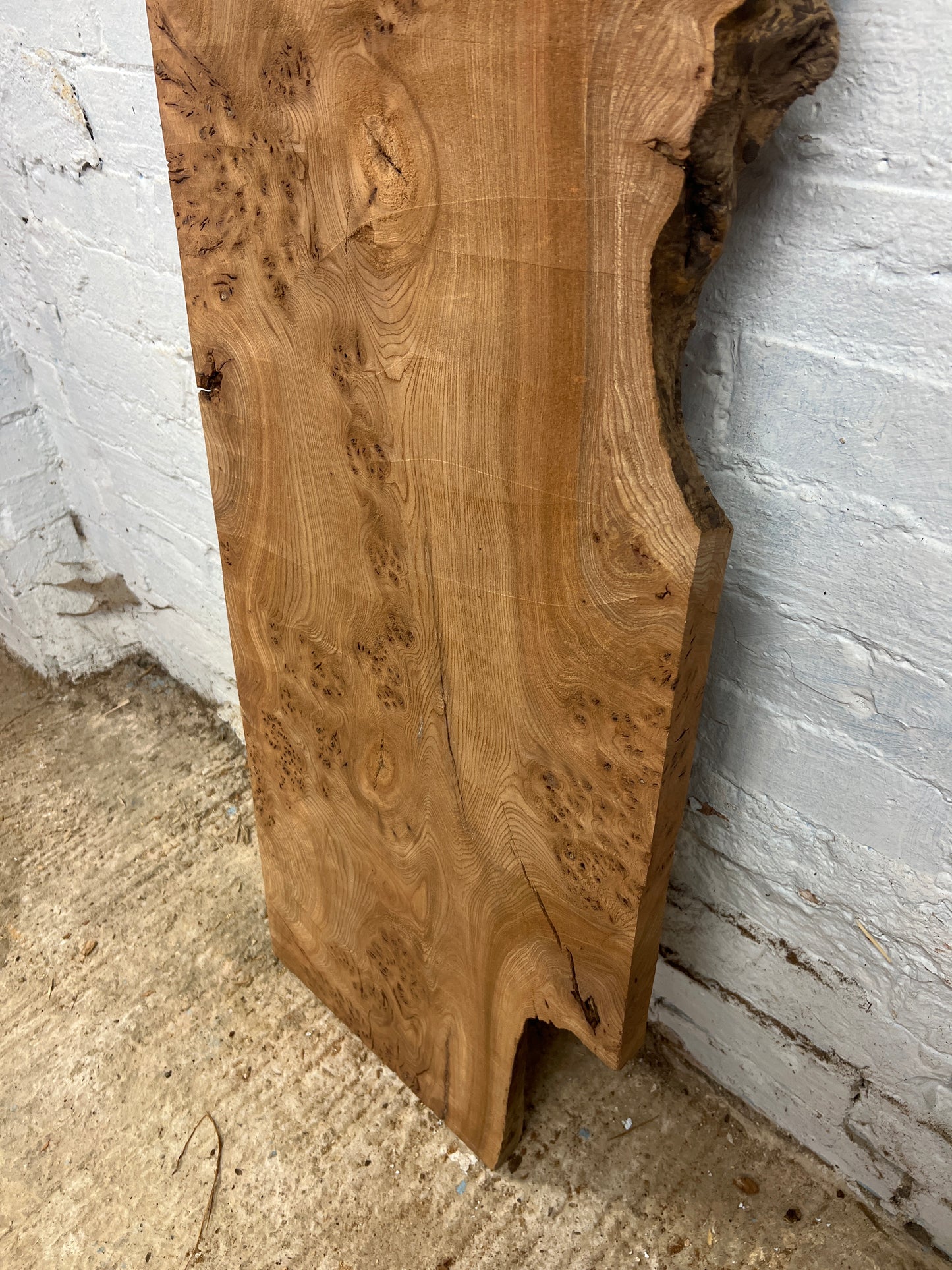 Elm No 131 - 1110x330-430x35mm Planed