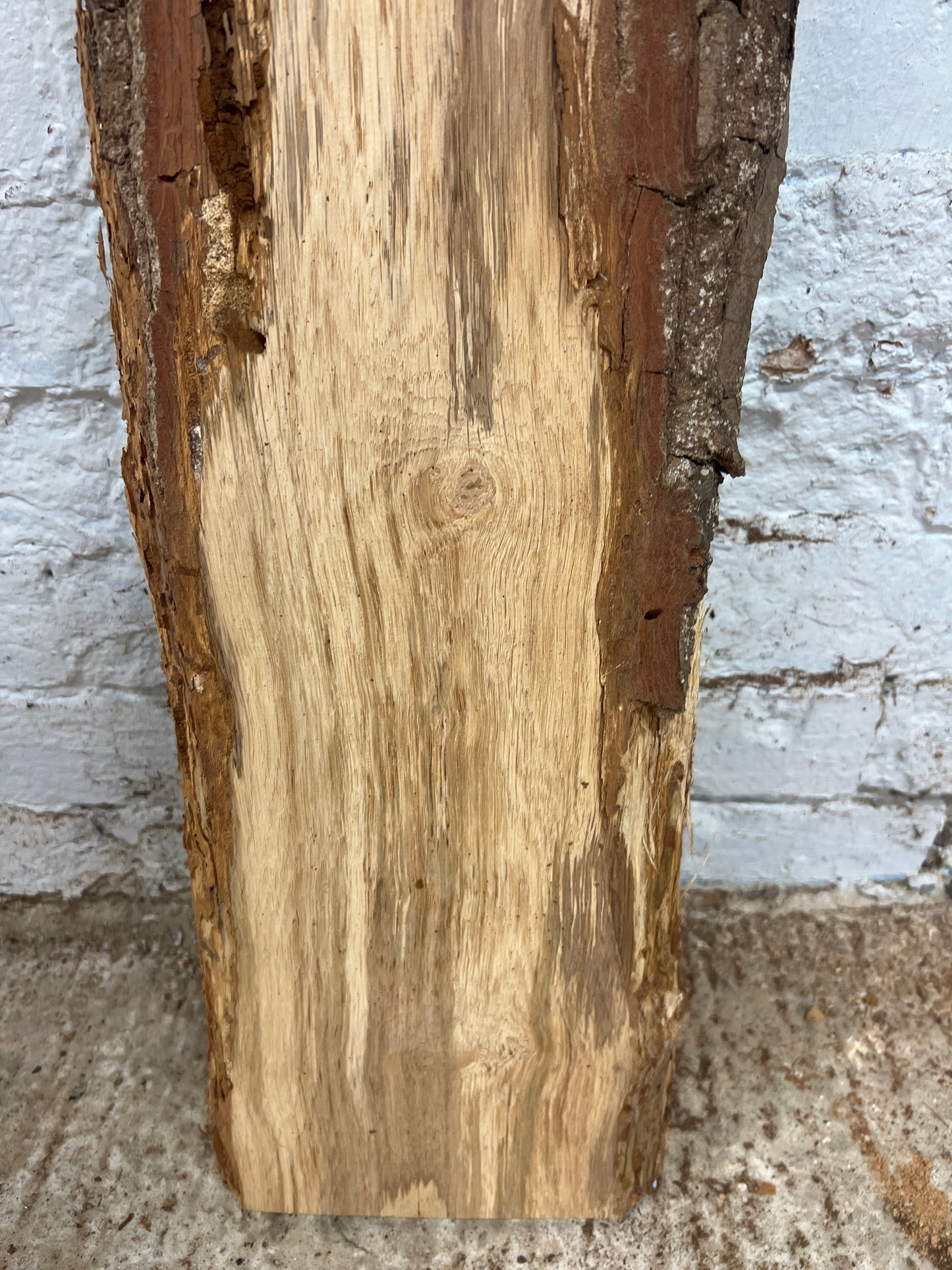 Oak No 28 - 900x190-210x27mm Planed