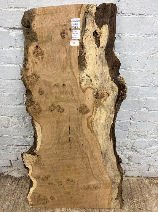 Aged Pippy Oak No 38 - 1150x400-640x33mm Planed