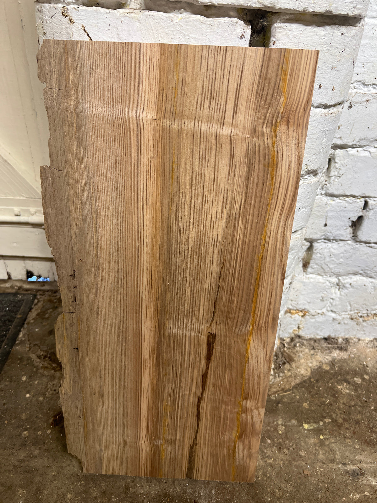 Ash No 123 - 550x250-260x30mm Planed