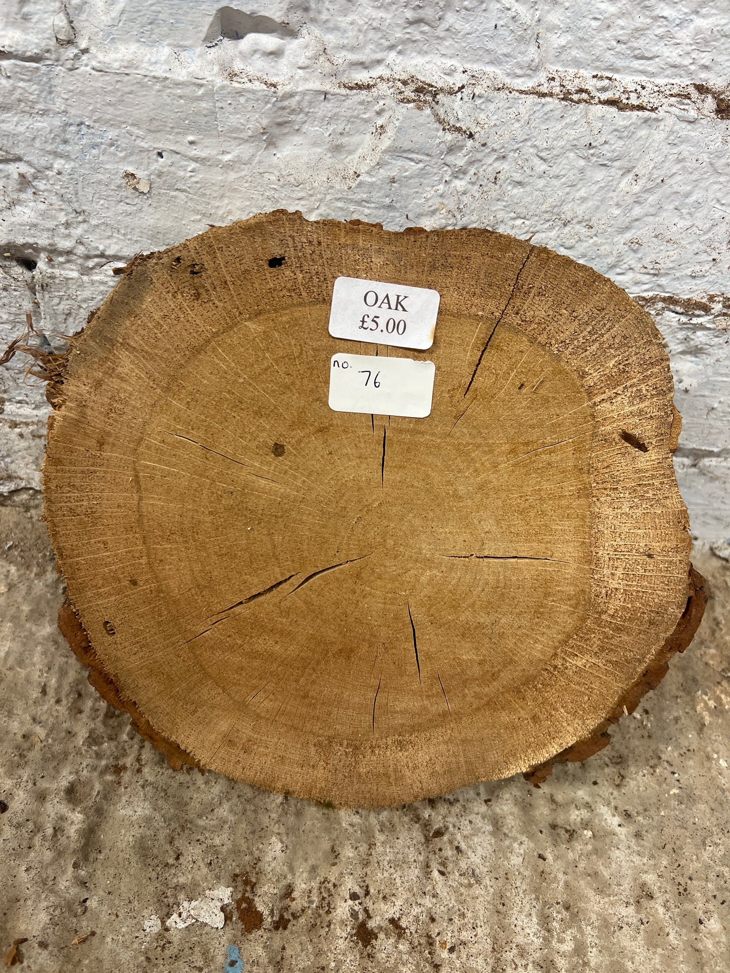 Oak Round No 76 - 260x230x45mm Sawn