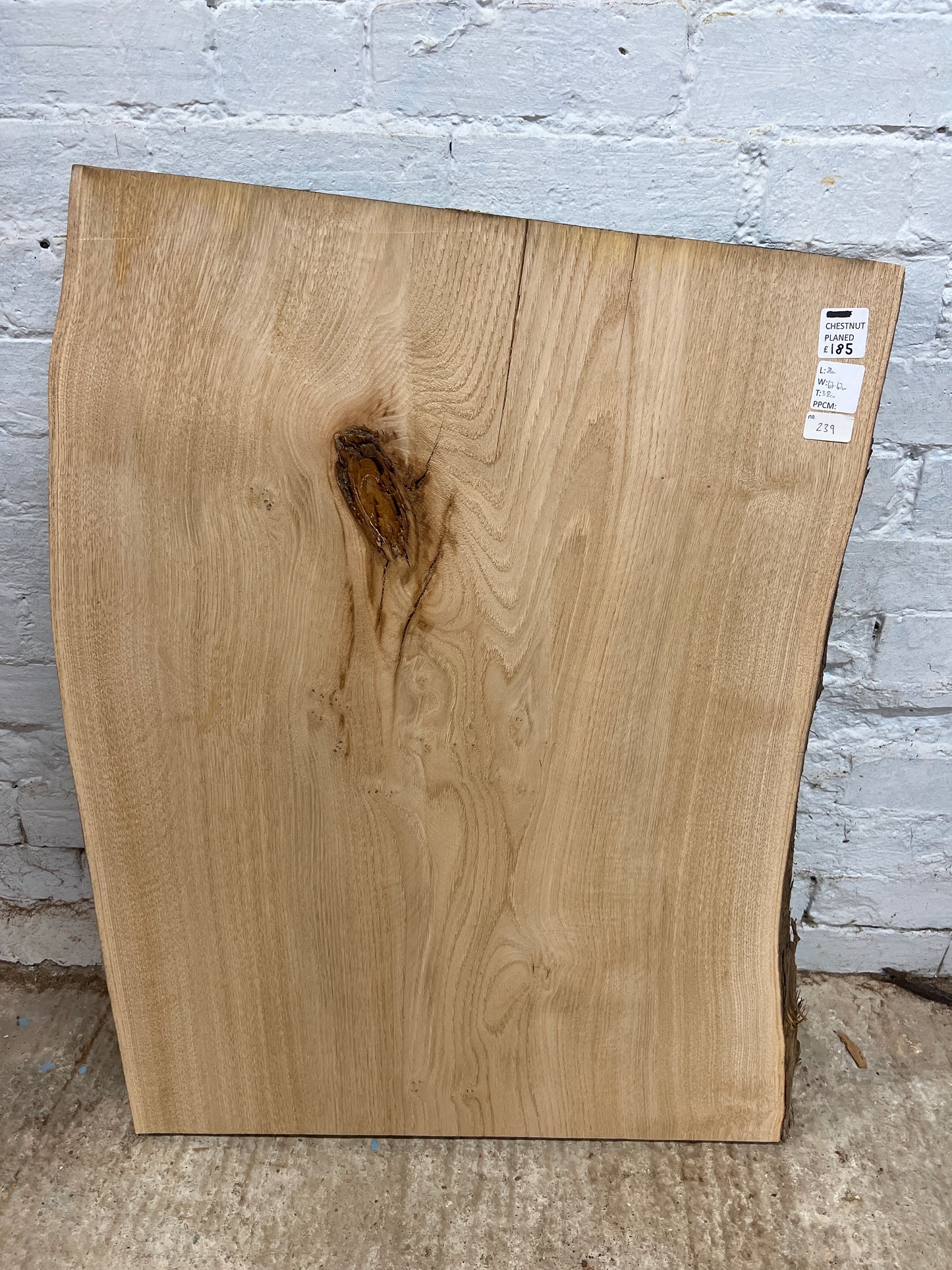 Chestnut No 239 - 810x630-670x38mm Planed
