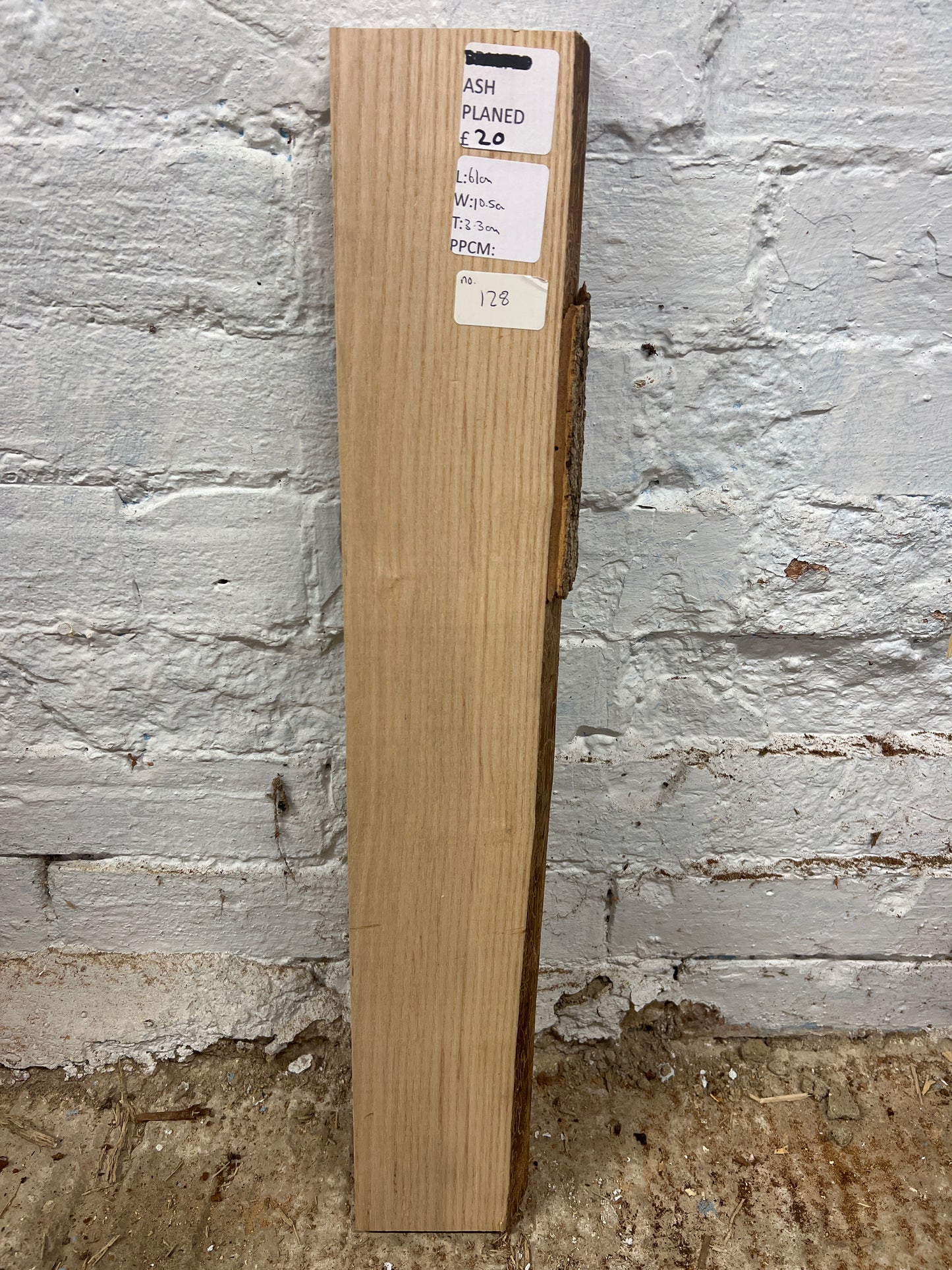 Ash No 128 - 610x105x33mm Planed