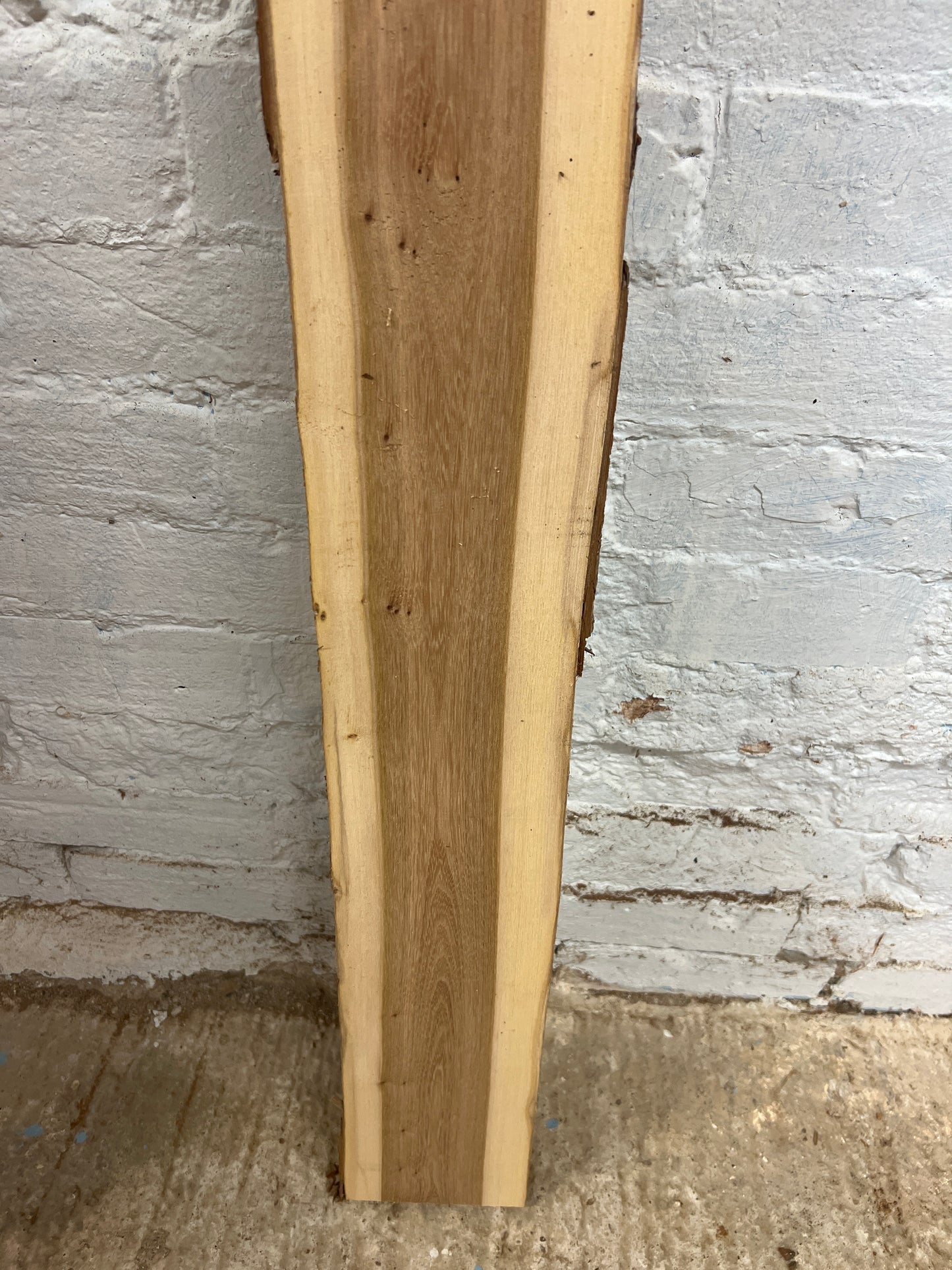 Elm No 86 - 1195x120-140x27mm Planed