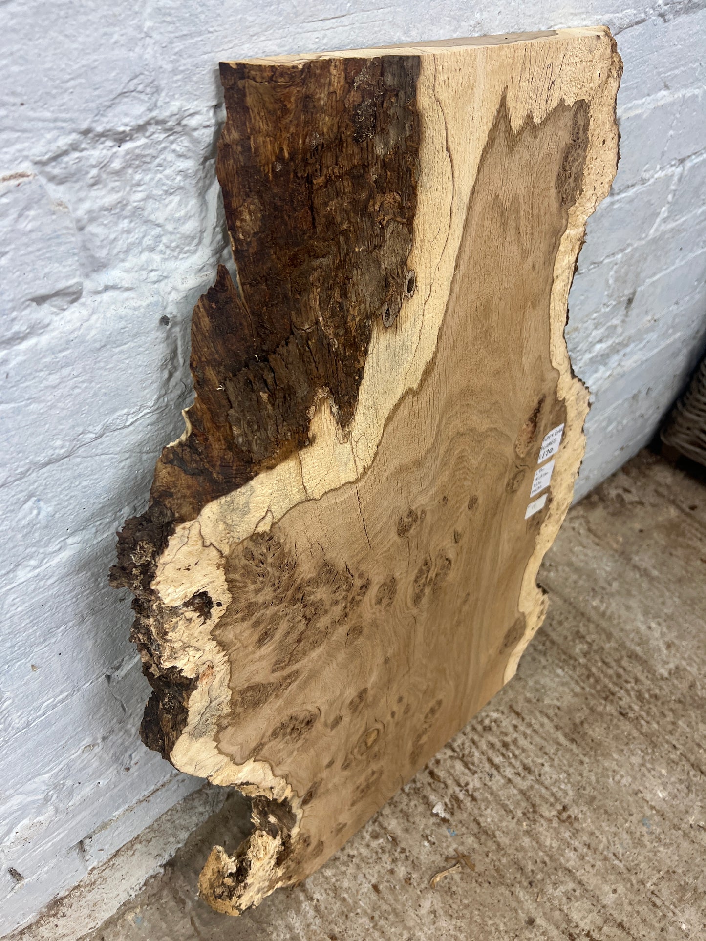 Aged Pippy Oak No 19 - 830x350-560x33mm Planed