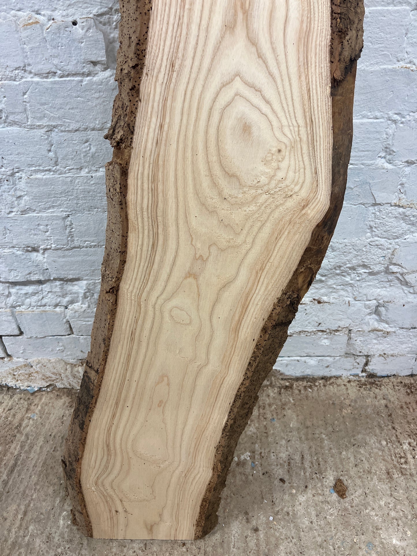 Ash No 122 - 1580x240-310x35mm Planed