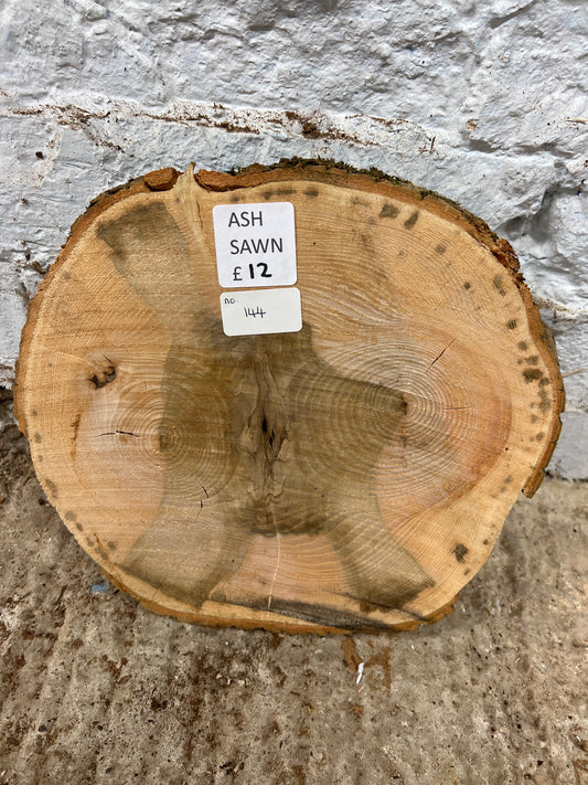 Ash No 144 - 280x250x45mm Sawn
