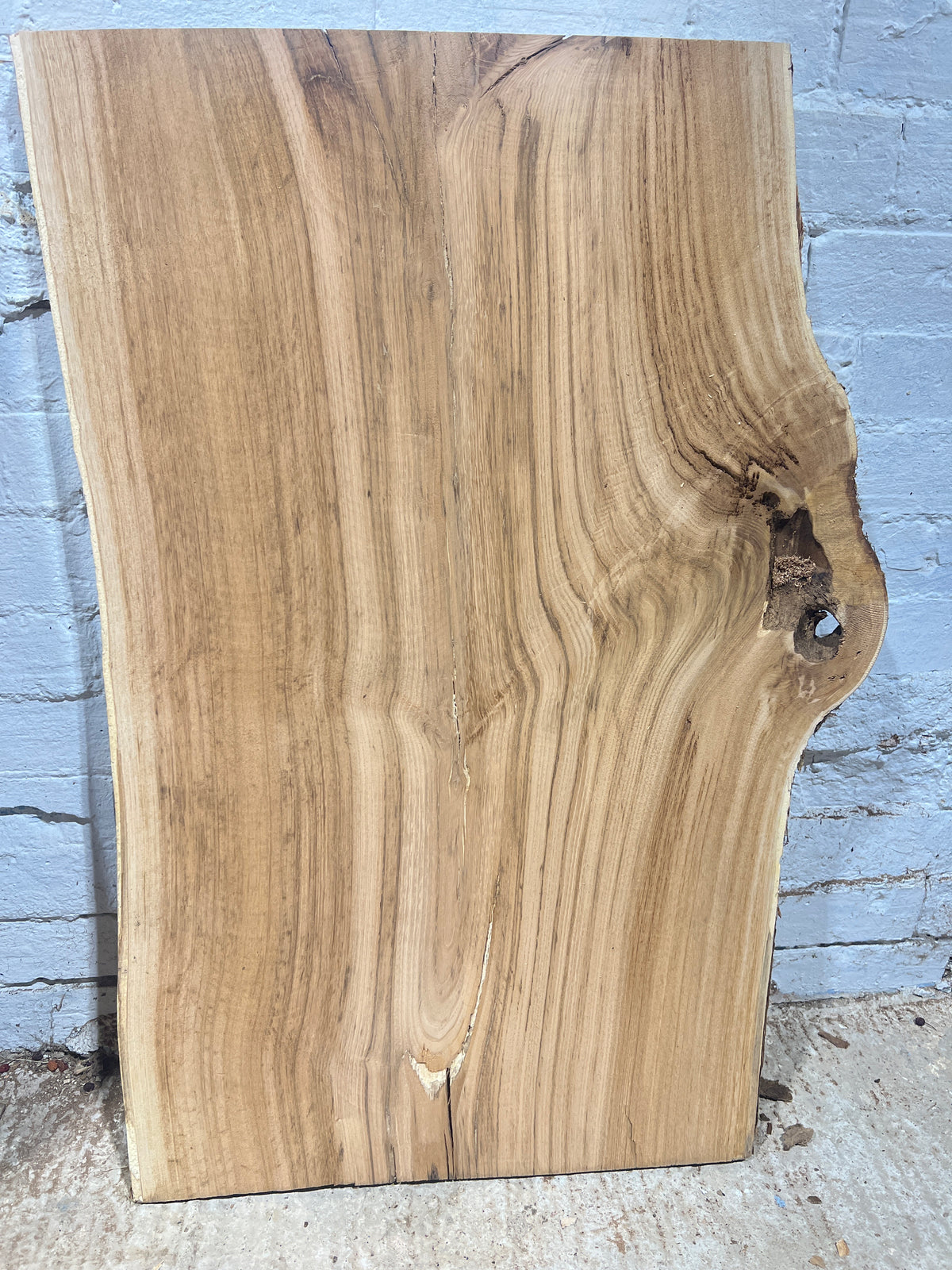 Chestnut No 244 - 905x530-630x28mm Planed