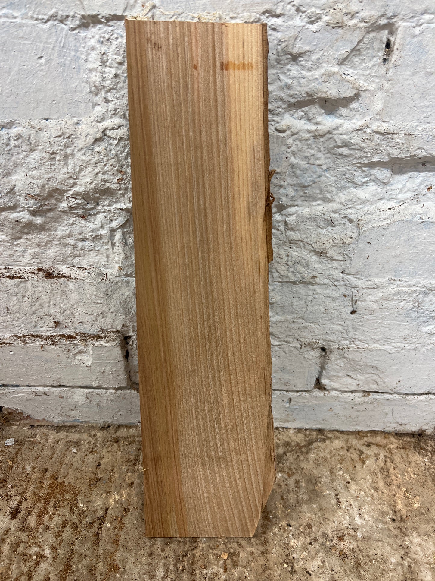 Elm No 77 - 490x105-140x20mm Planed