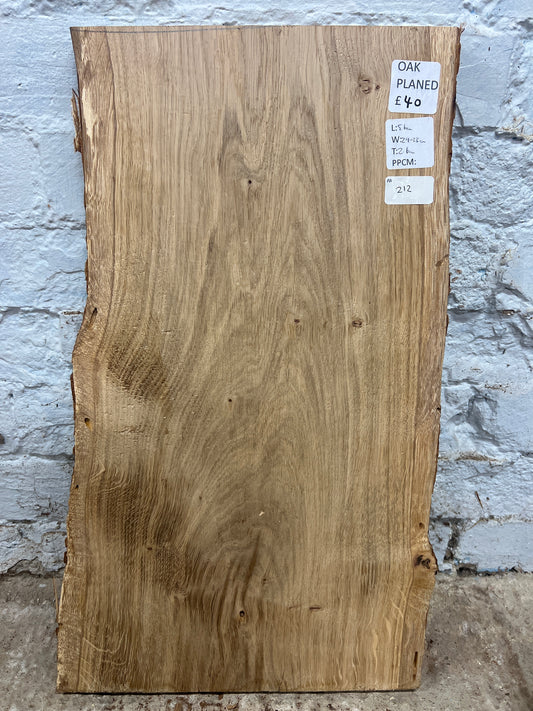 Oak No 212 - 560x290-330x26mm Planed