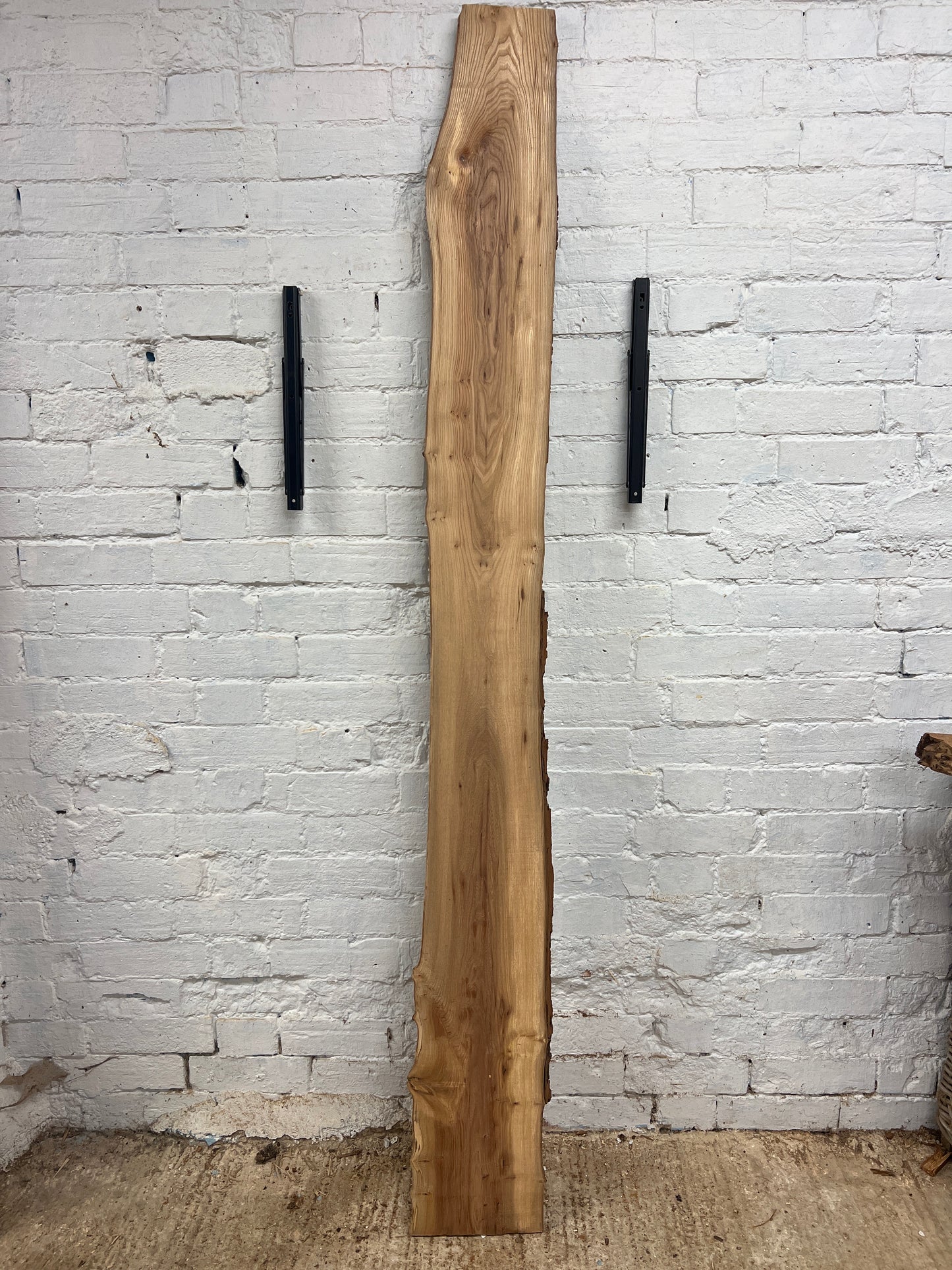 Elm No 202 - 1950x150-230x30mm Planed