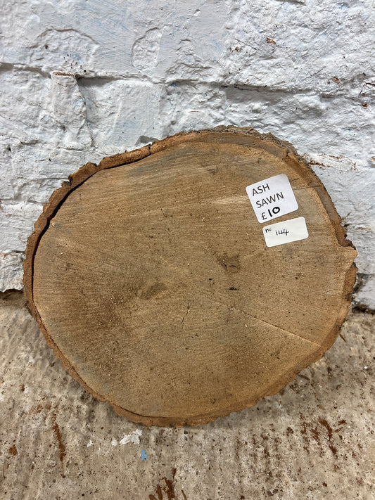 Ash No 144 - 320x290x70mm Sawn