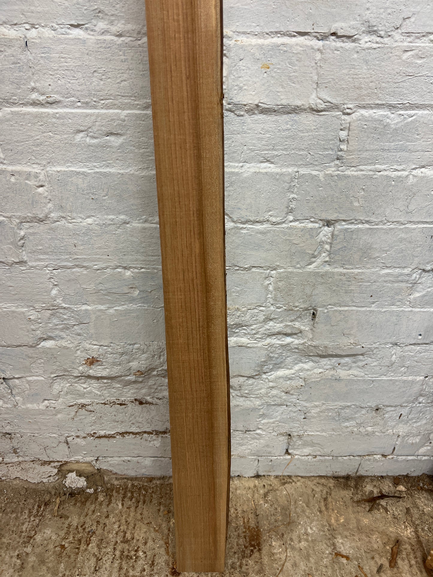 Elm No 227 - 1580x50-100x28mm Planed