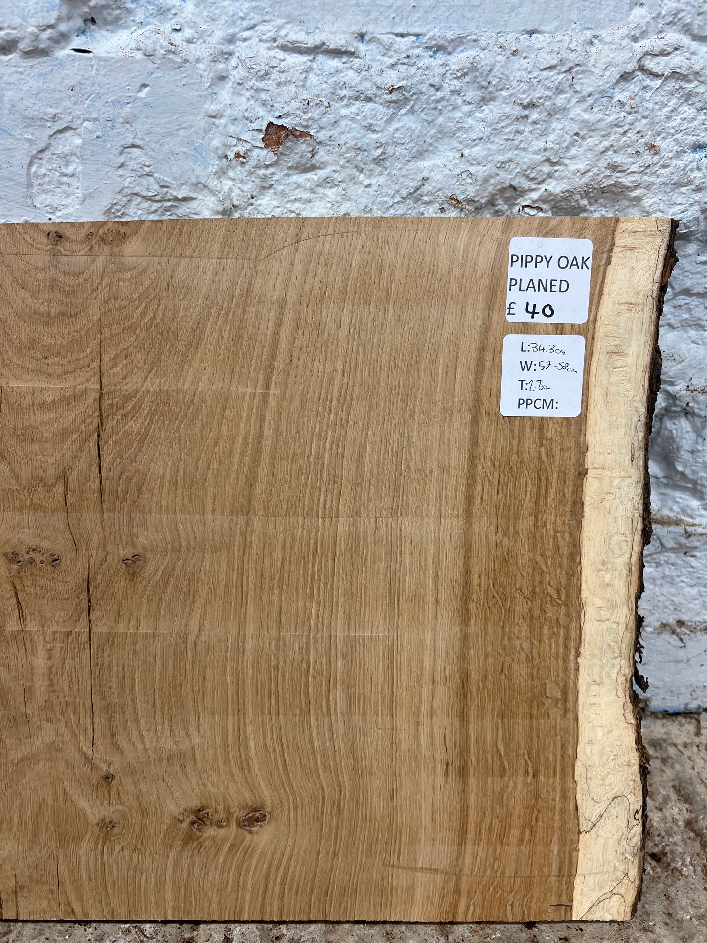 Aged Pippy Oak No 178 - 343x570-580x28mm Planed