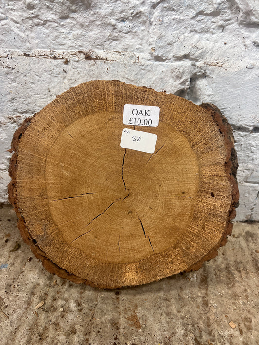 Oak Round No 58 - 270x230x55mm Sawn